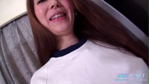 Khoe dáng gái nứng mông to bị đụ sướng doggy không bao siêu đỉnh