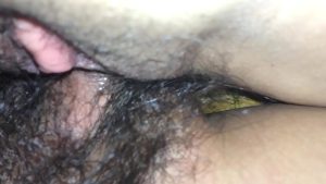 Anh nhét con cu dập lồn lông không bao nứng vãi